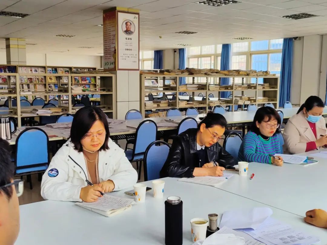 教学研究 | 借研教春风，绘教学新篇